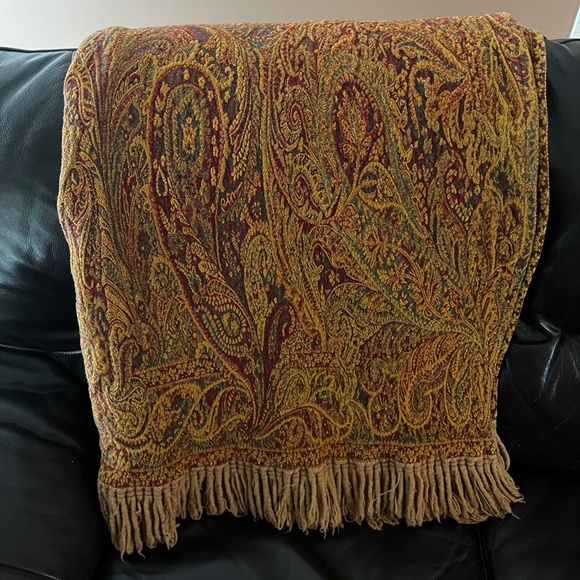 Gold Ornate Paisley Throw Blanket 40" x 93" Like New - Picture 1 of 4
